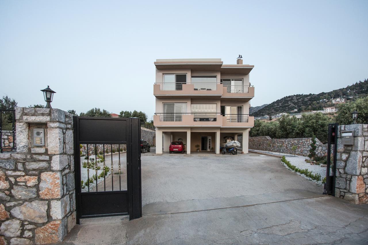 Panorama Villa มาเลีย ภายนอก รูปภาพ