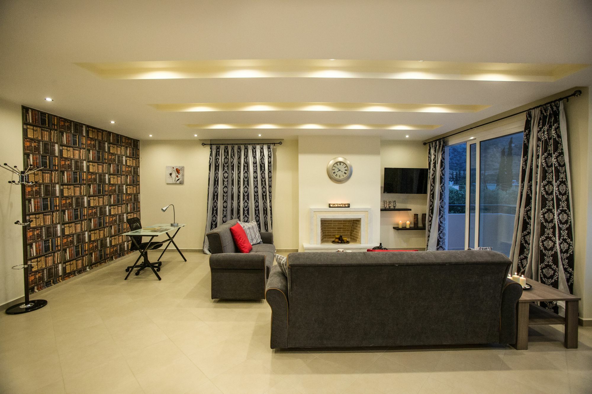 Panorama Villa มาเลีย ภายนอก รูปภาพ