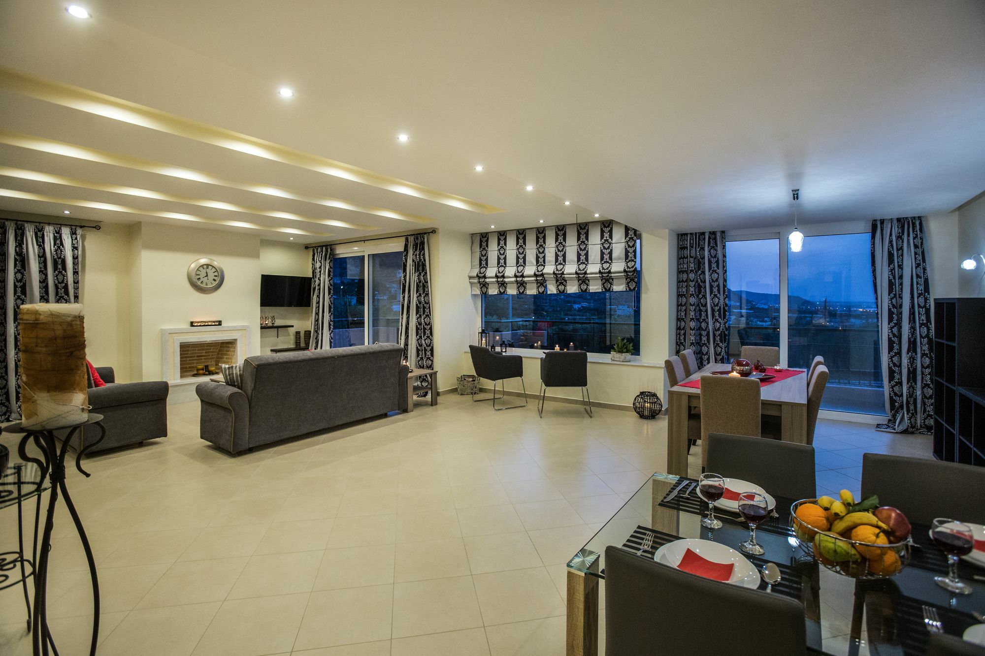 Panorama Villa มาเลีย ภายนอก รูปภาพ